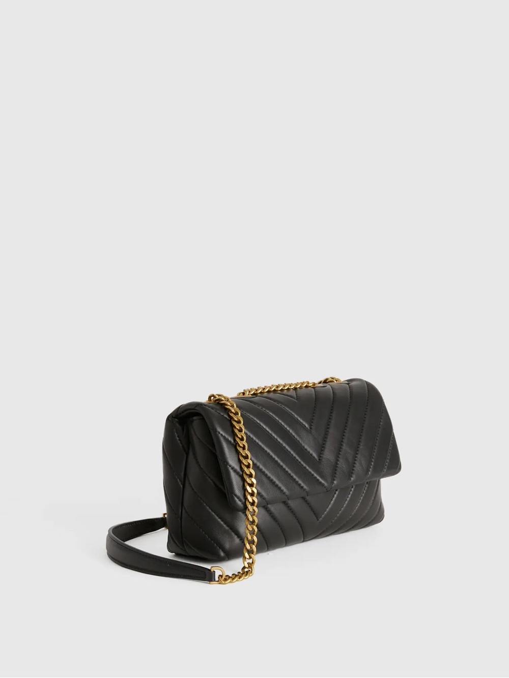 Quince Black Quilted convertible Crossbody Bag with Gold Chain - Picture 10 of 14